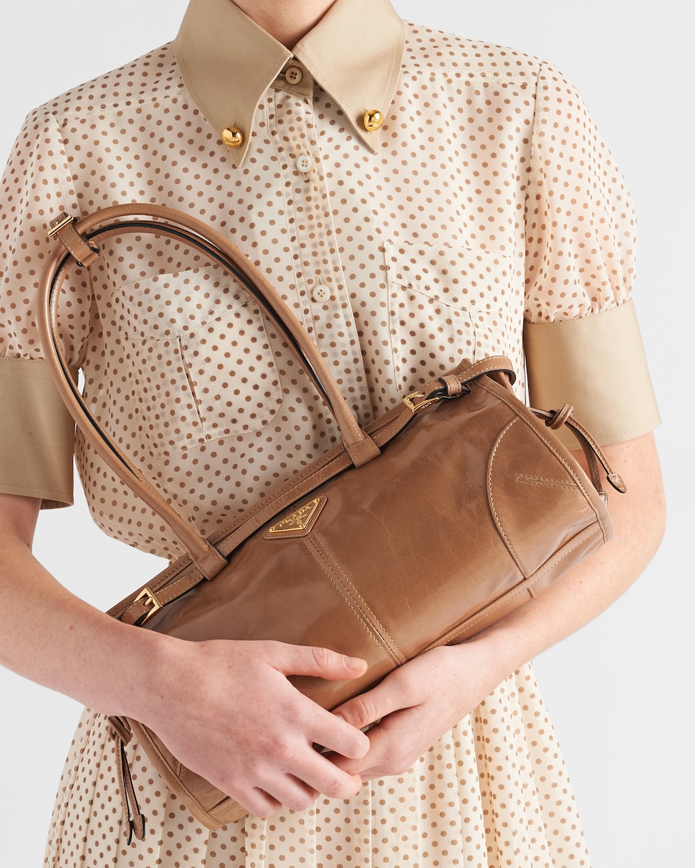 Prada Bonnie Medium Leather Handbag - Image 7